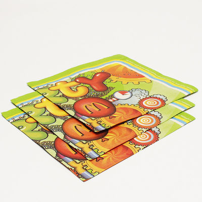 Servilletas de papel cuadrado para las fiestas.